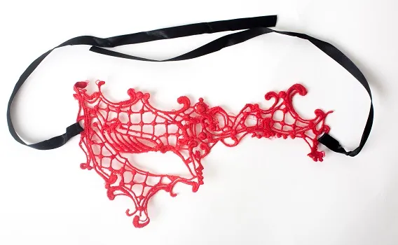 Маска легкая загадка красная 47315-1-MM