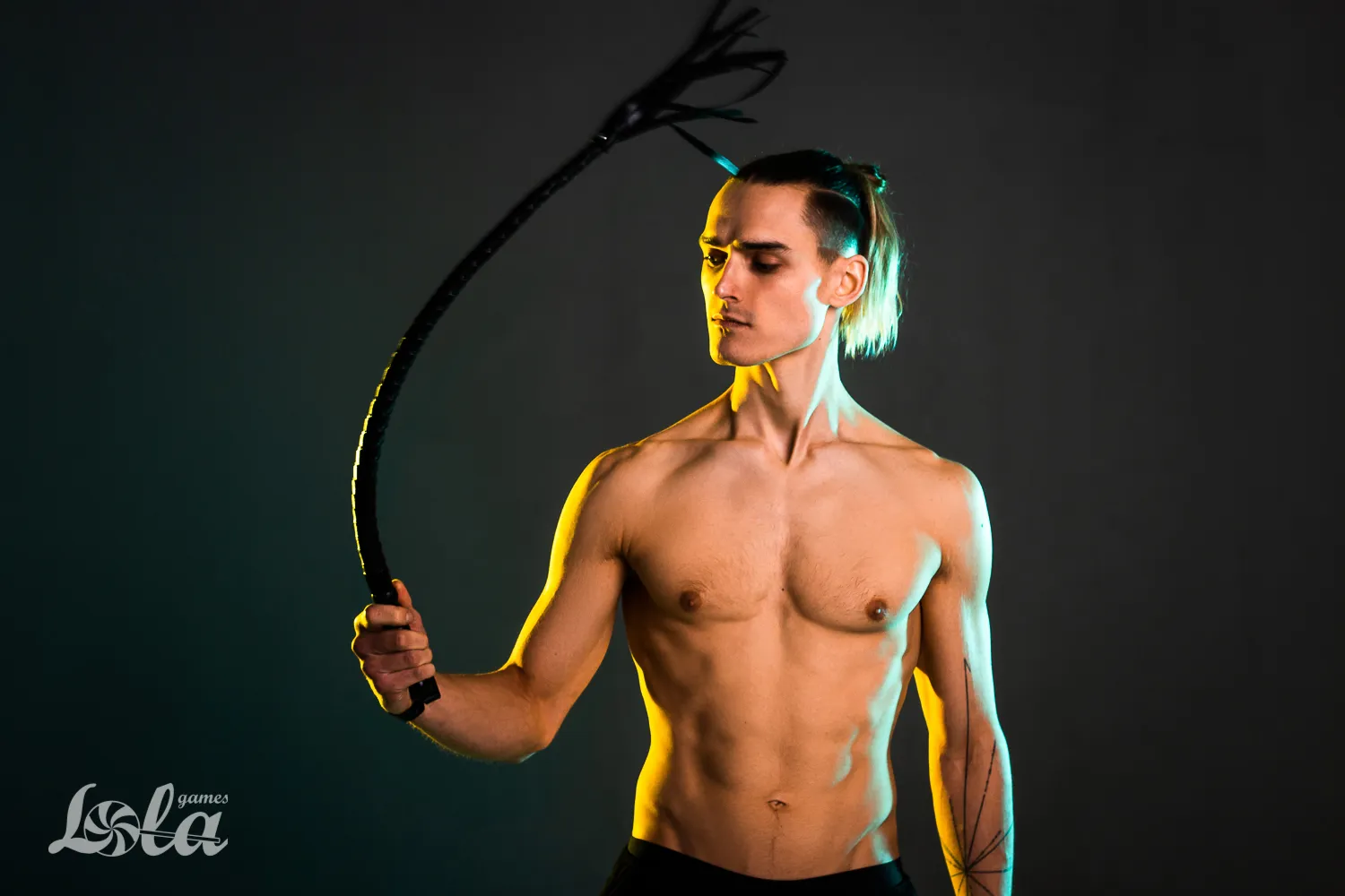 кнут party hard bossy 1123-01lola в России