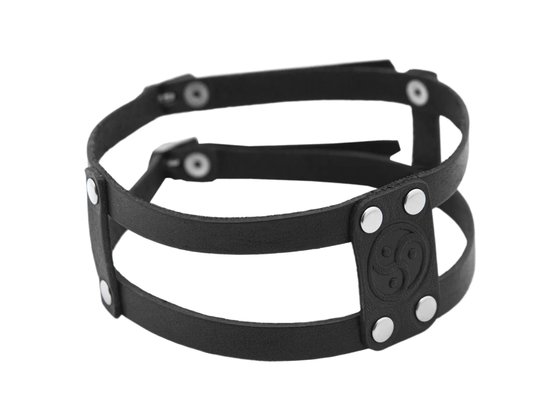 ошейник трискель, чёрный в России