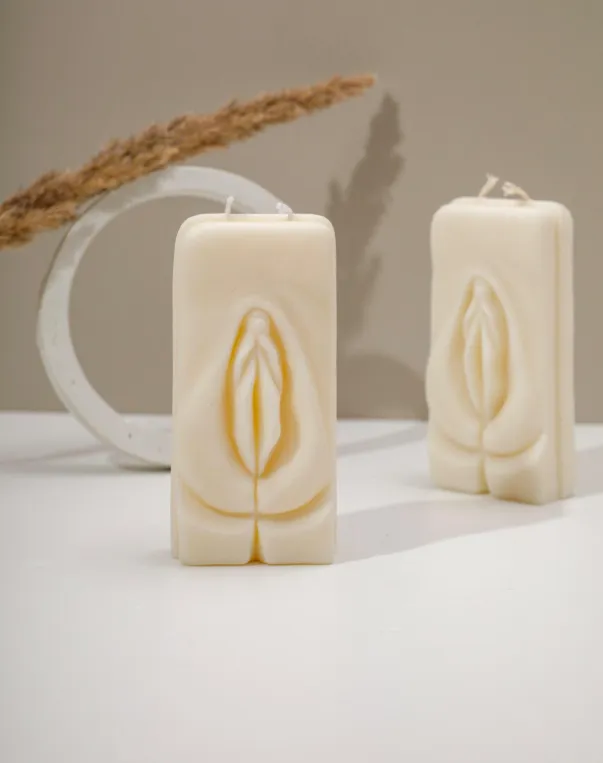 свеча соевая vulva с ароматом “карамельный попкорн” в России