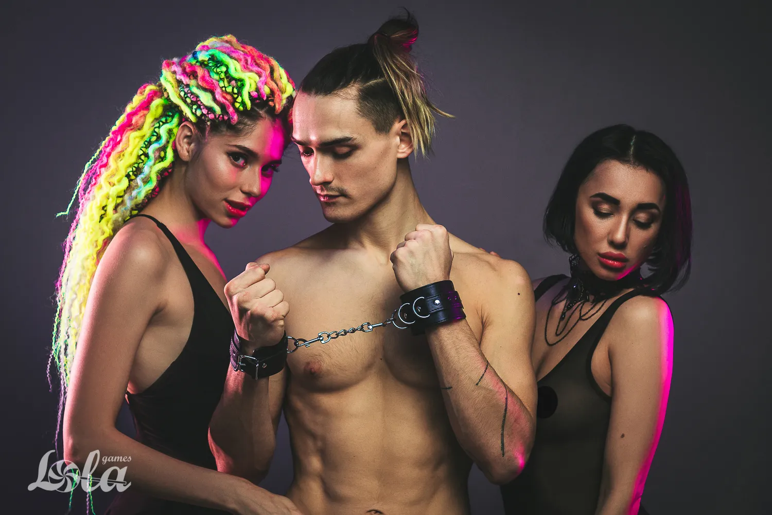 наручники party hard discipline 1098-01lola в России