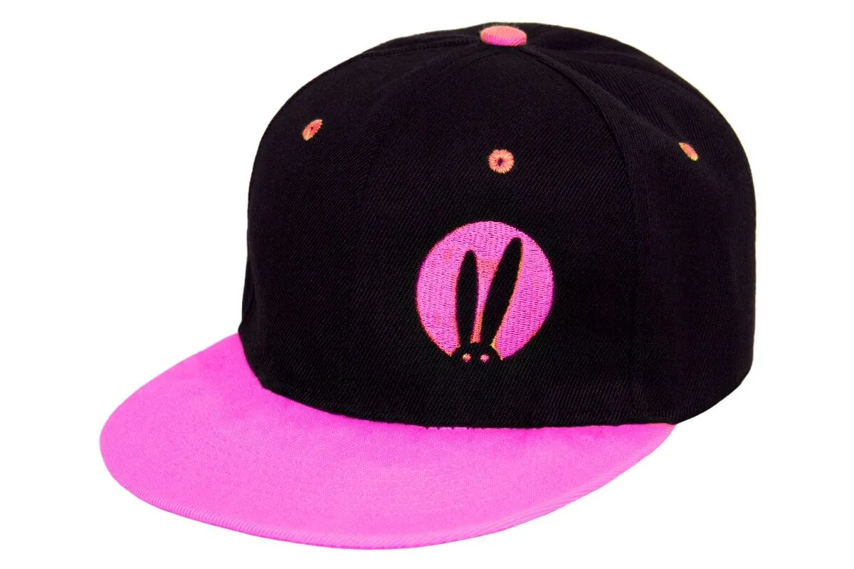 Кепка Розовый Кролик с логотипом РК, розовая