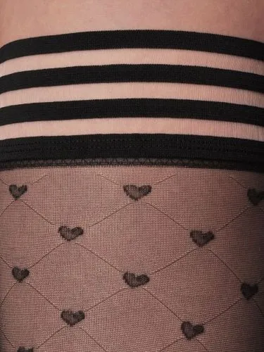 Эротическое чулки mirey с силиконовой резинкой и рисунком "сердечки" sweet 20 в России