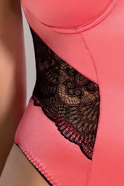 Одежда бренда Pink Rabbit в России