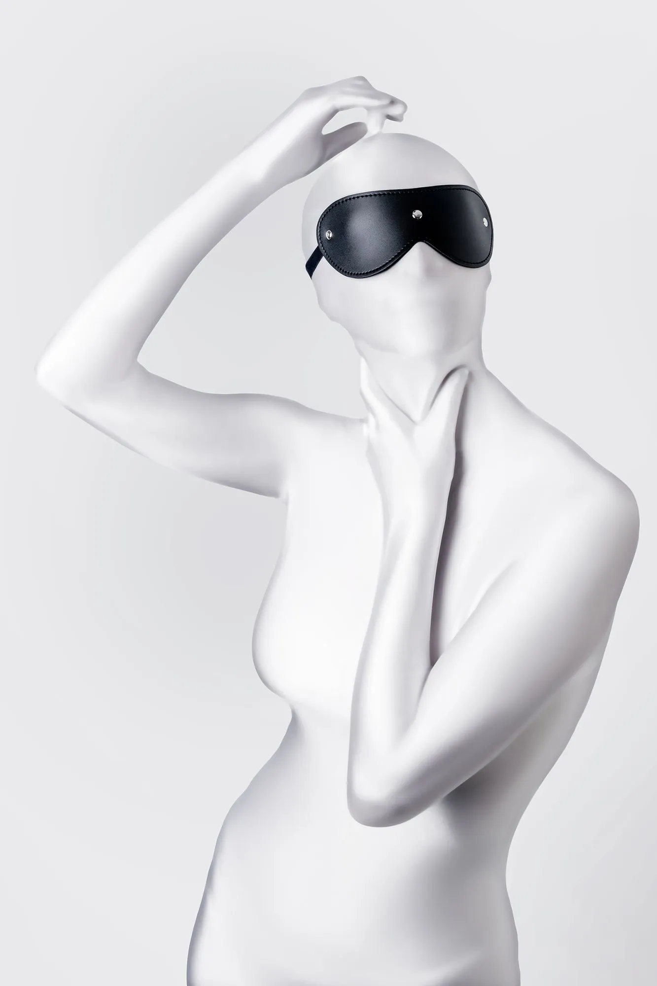 маска anonymo, pu кожа, черная, 24 см в России