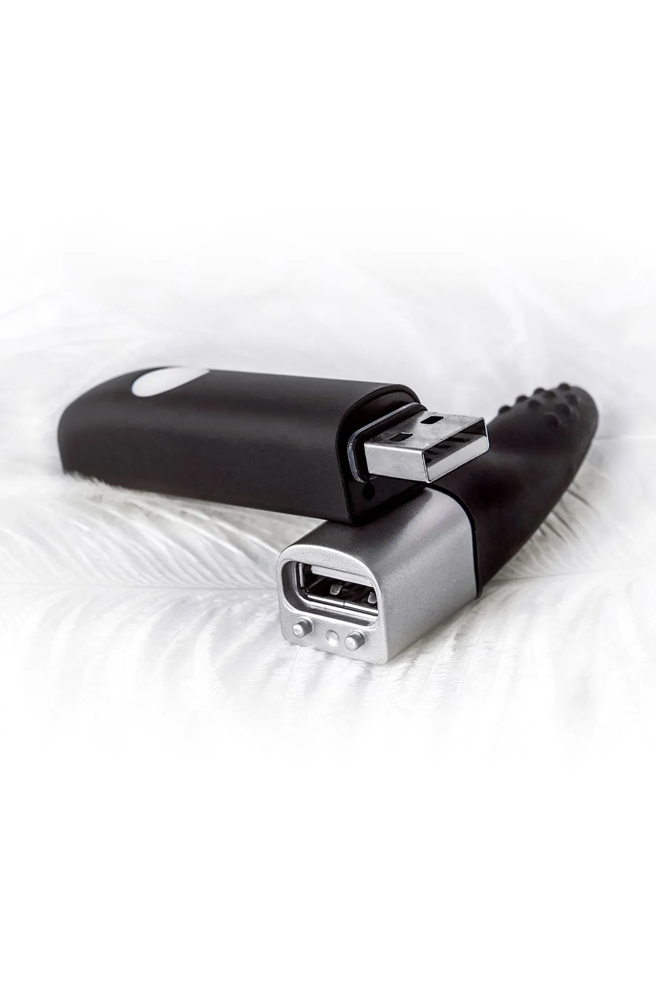 вибратор клиторальный qvibry 8gb usb памяти, силикон, черный, 12 см в России