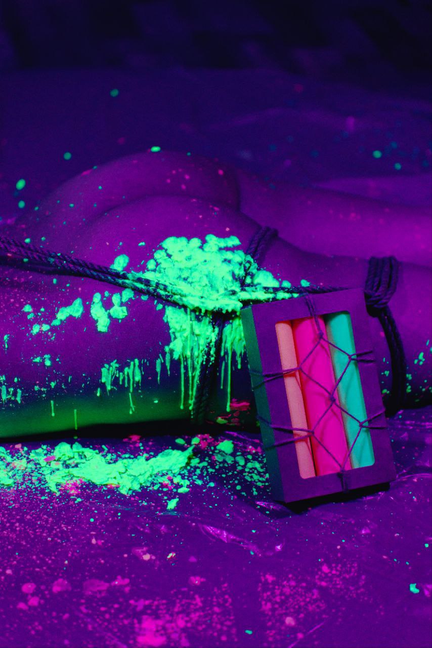 свечи флуоресцентные "waxplay" 40 uv в России