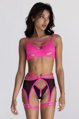 Одежда бренда Pink Rabbit в России