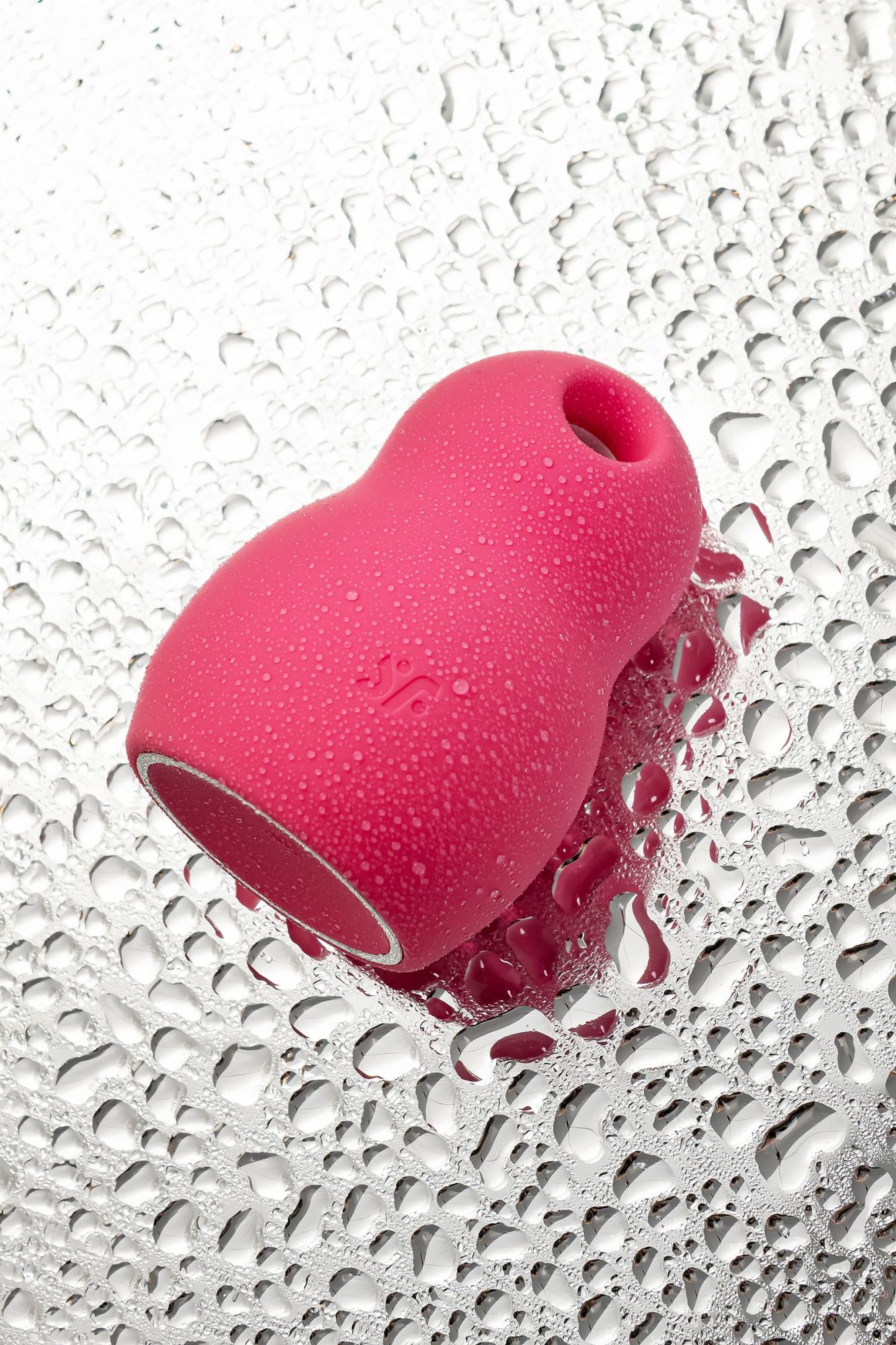 вакуумный стимулятор клитора satisfyer pro to go 1, красный в России