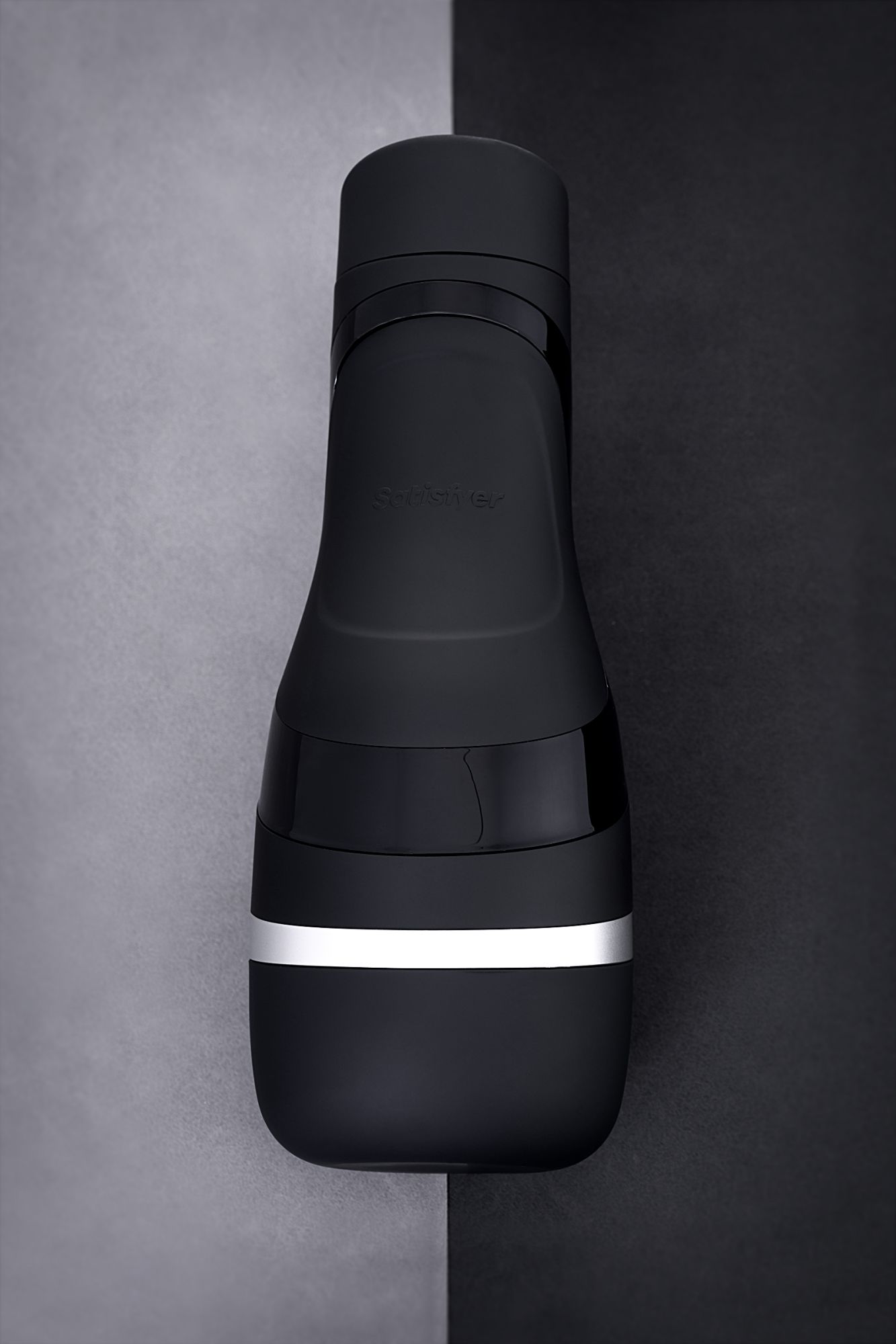 мастурбатор нереалистичный satisfyer men classic, tpe, серебристый, 25,4 см. в России