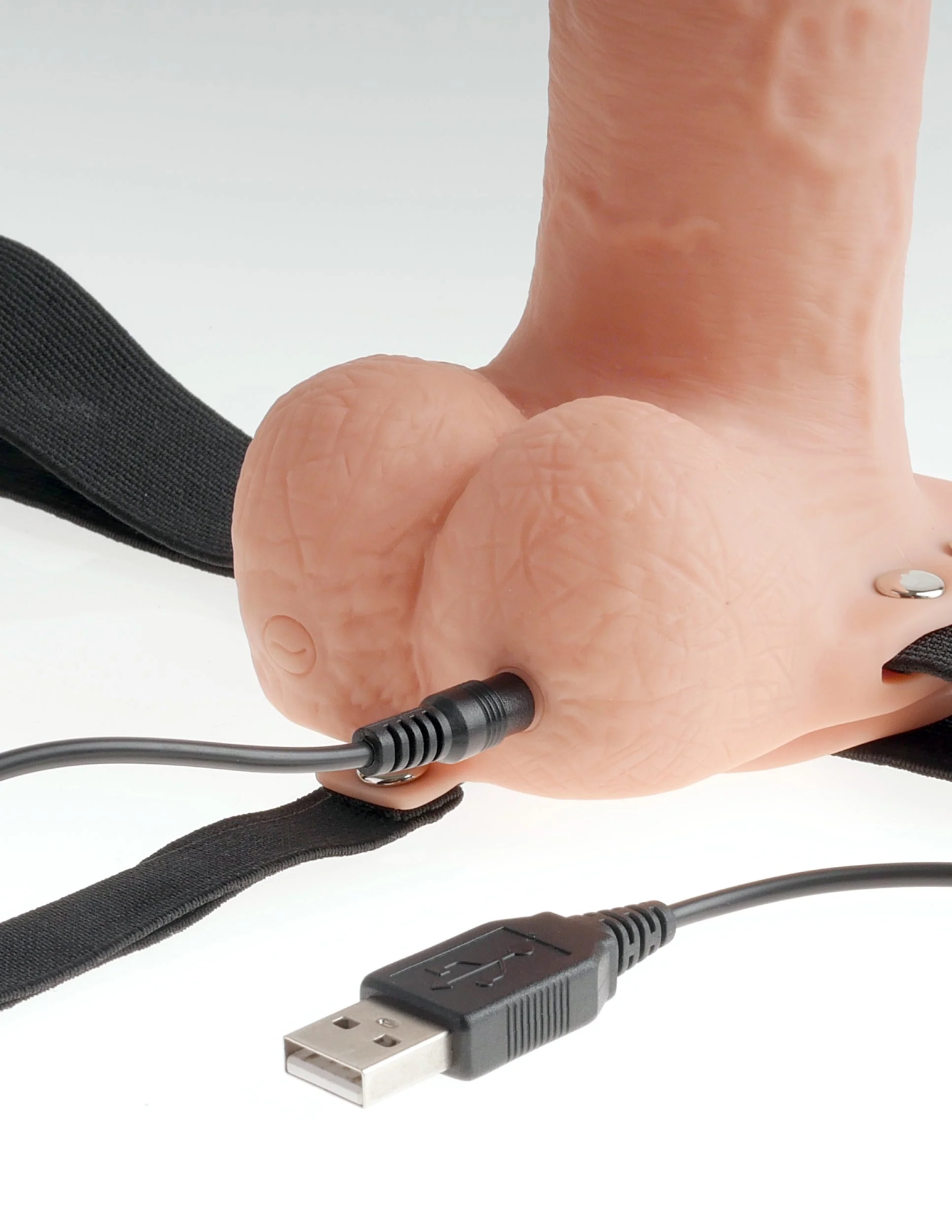 страпон fetish fantasy series 7" hollow strap-on - flesh/black pipedream 339121pd в России