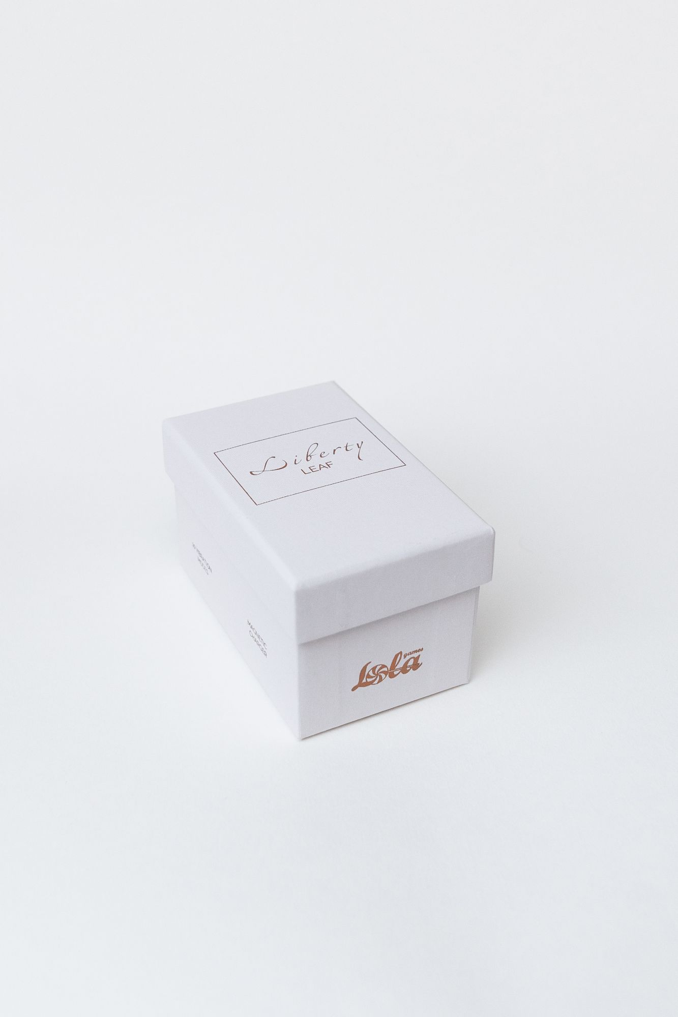 вибро-кулон liberty leaf 9300-01lola в России